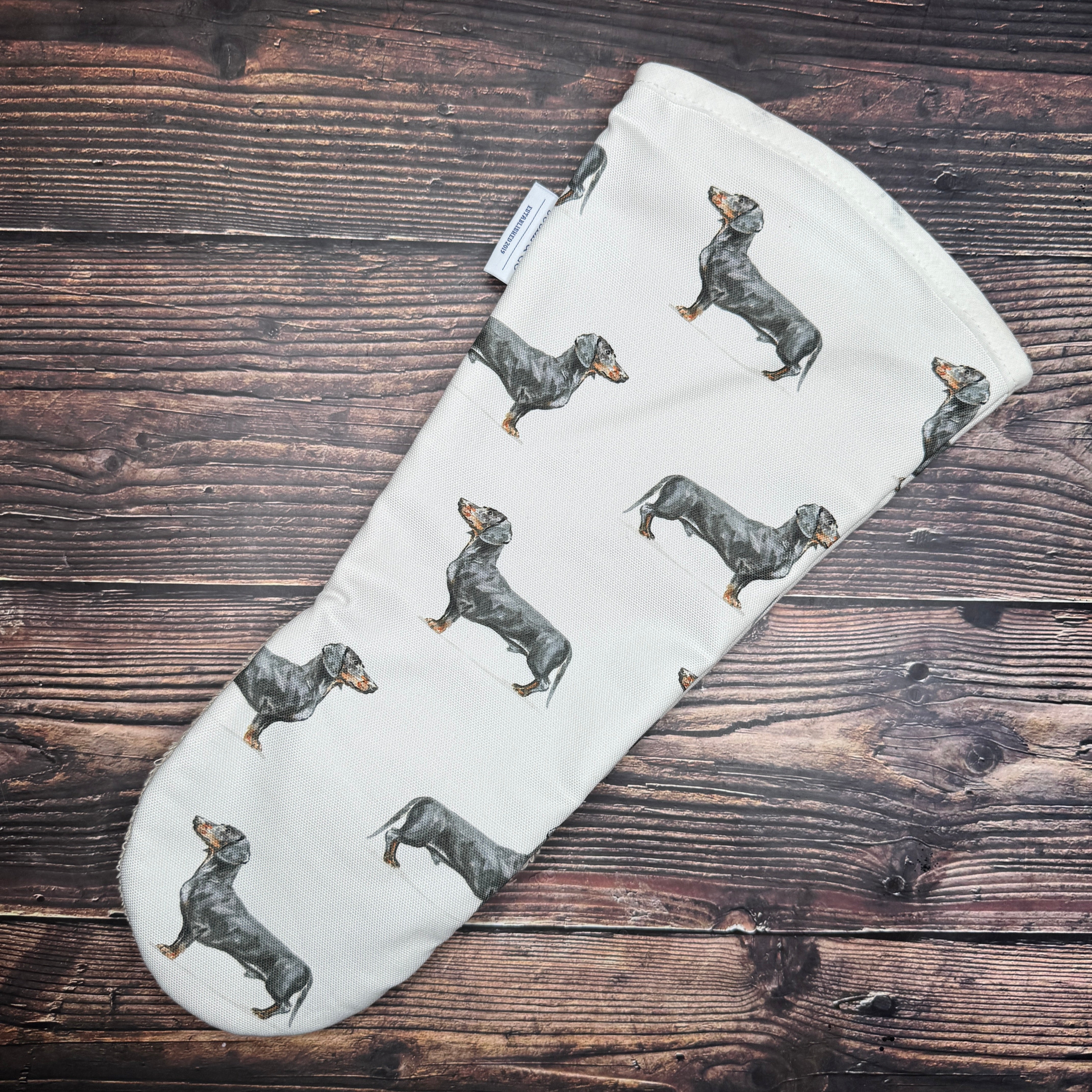 Dachshund - Gauntlet Oven Glove
