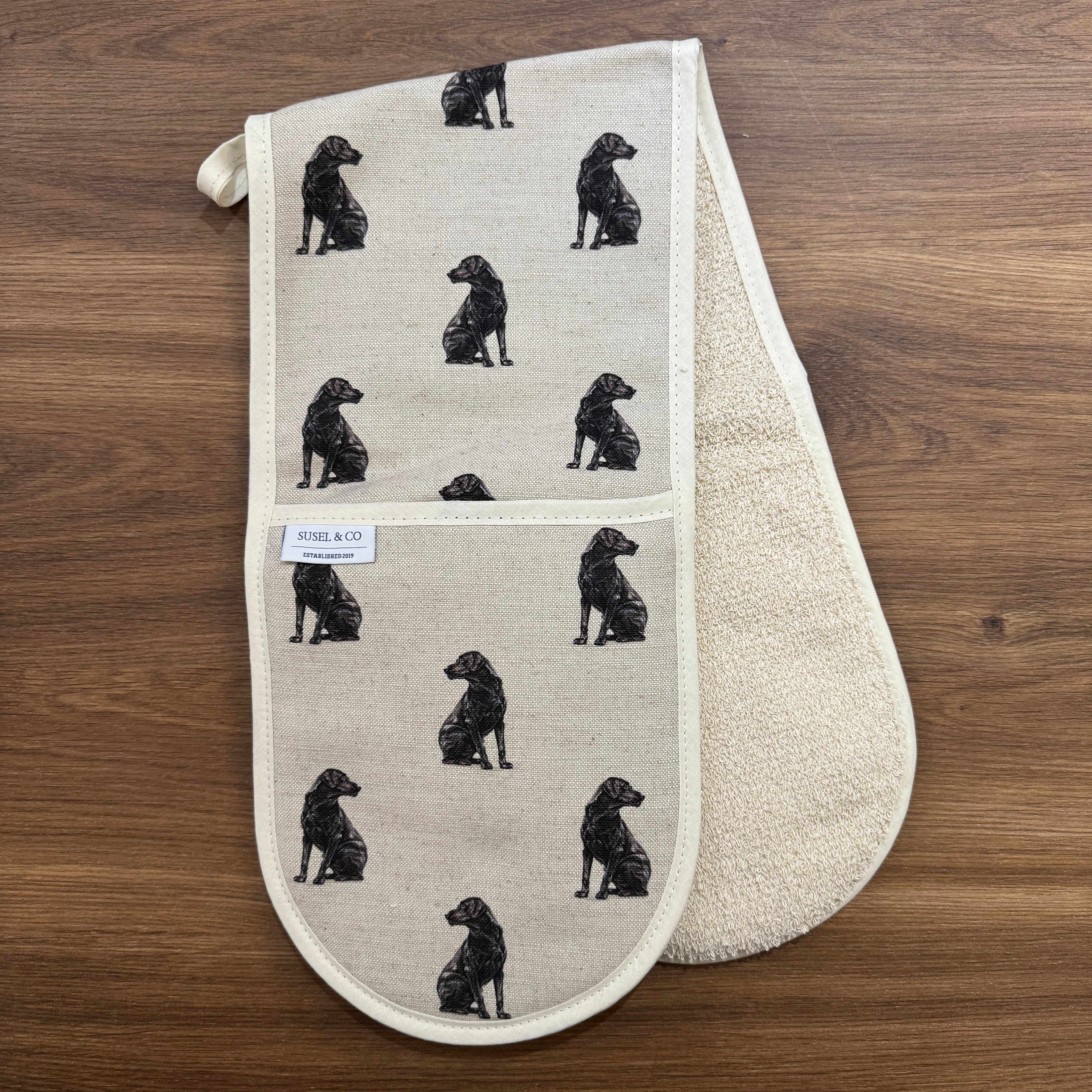 Black Lab - Linen Double Oven Gloves