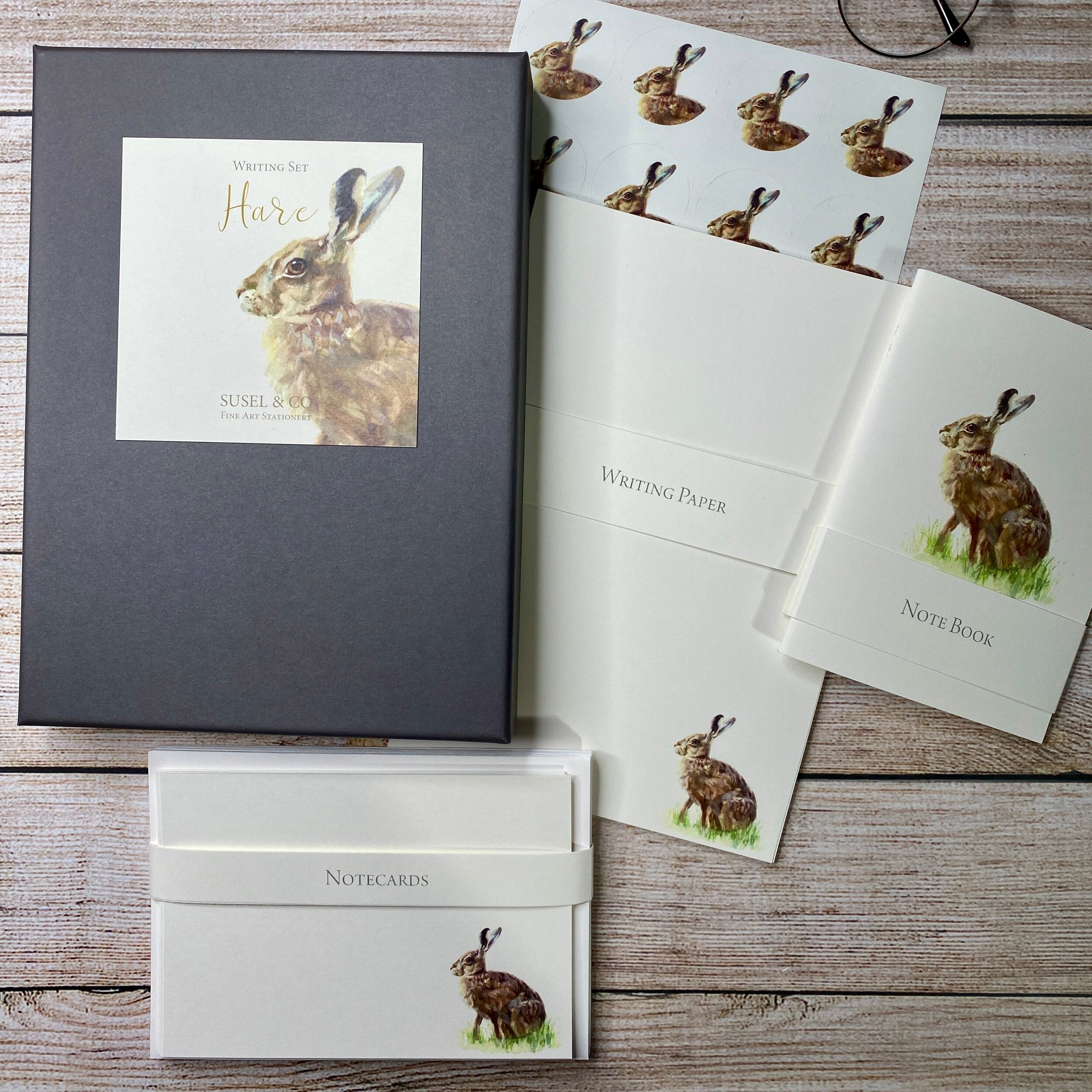 Hare - Writing Set