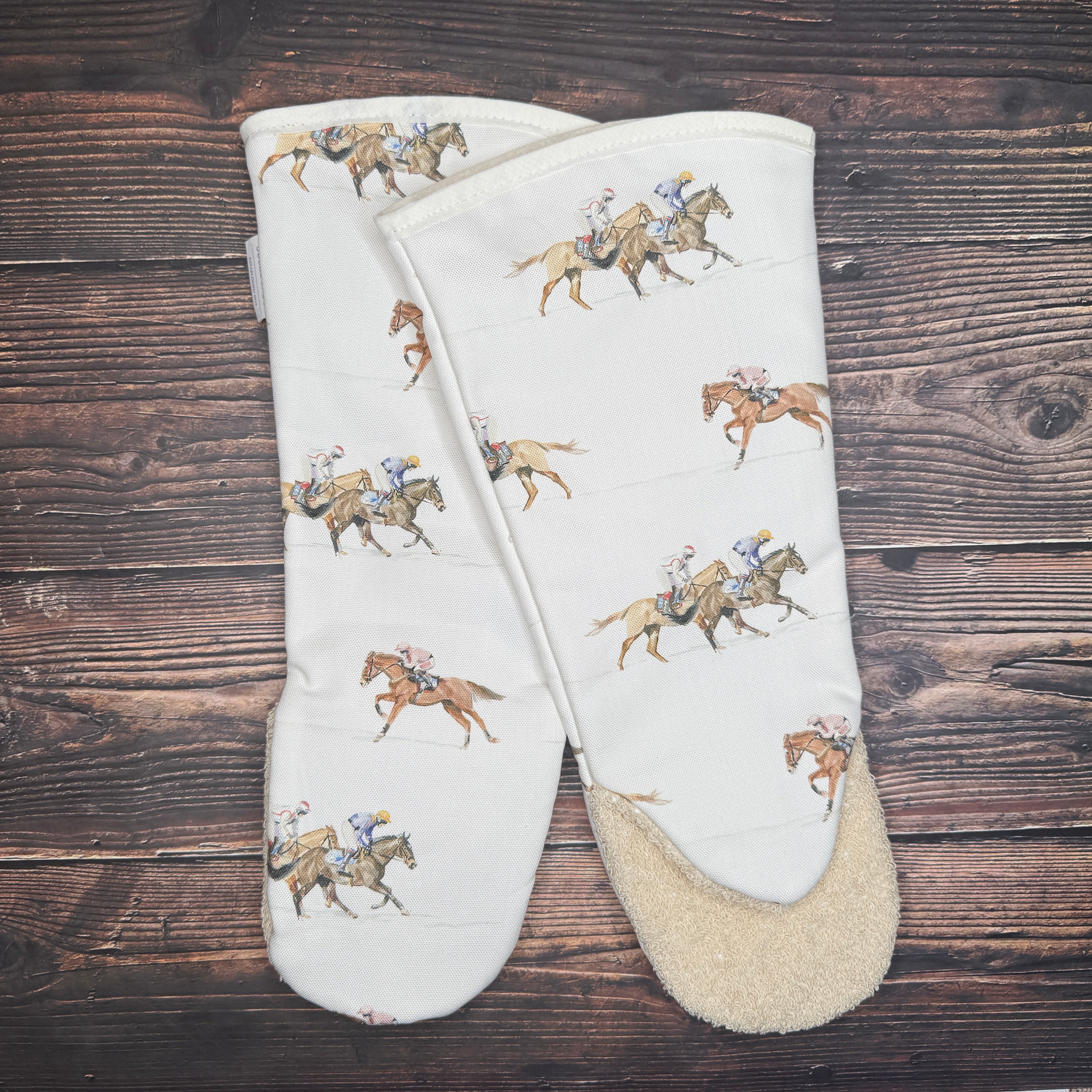 Race Day themed heat-resistant gauntlet oven glove