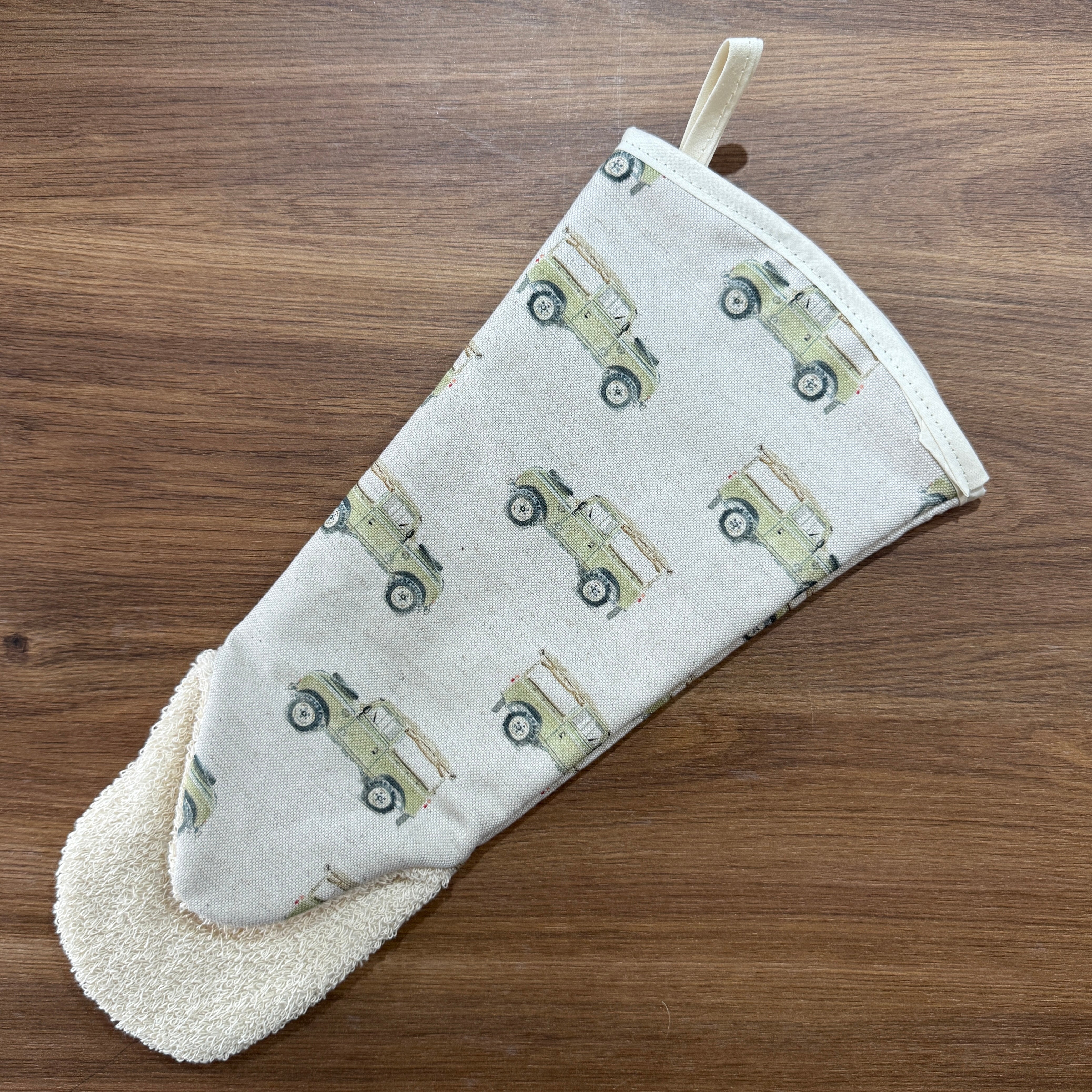 Defender - Linen Gauntlet Oven Glove