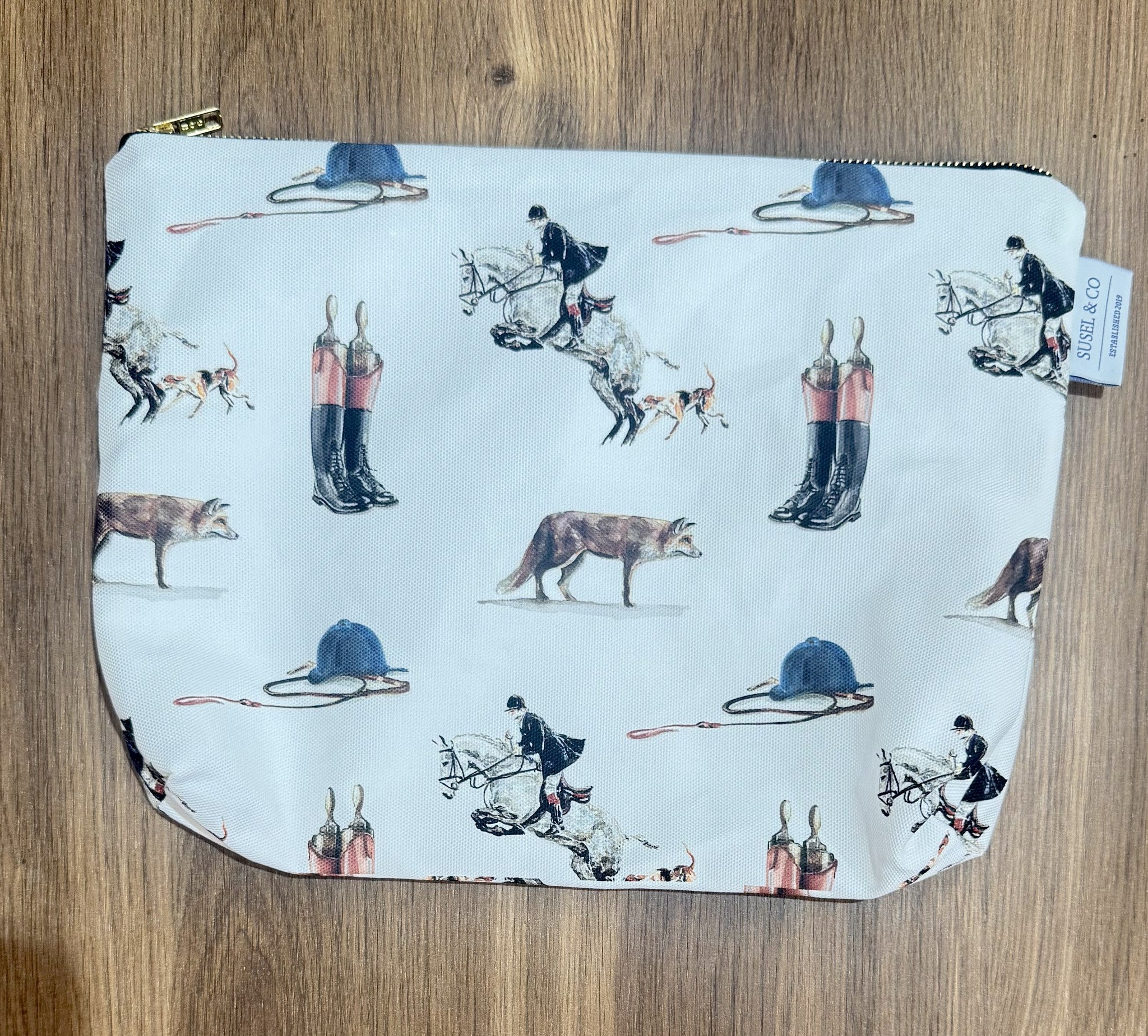 The Field wash bag – illustrated by Susan Brunskill, handmade in the UK