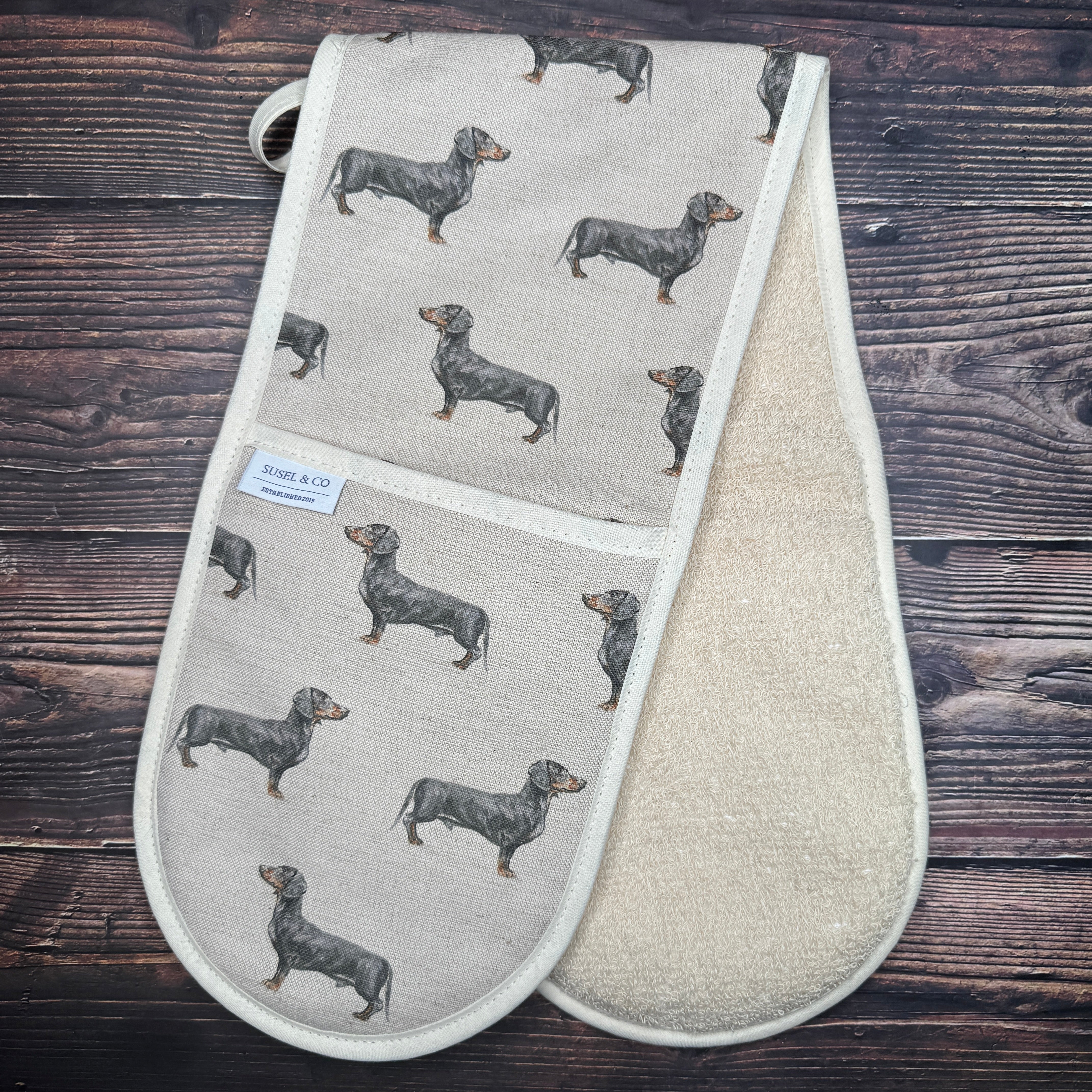 Dachshund - Linen Double Oven Gloves