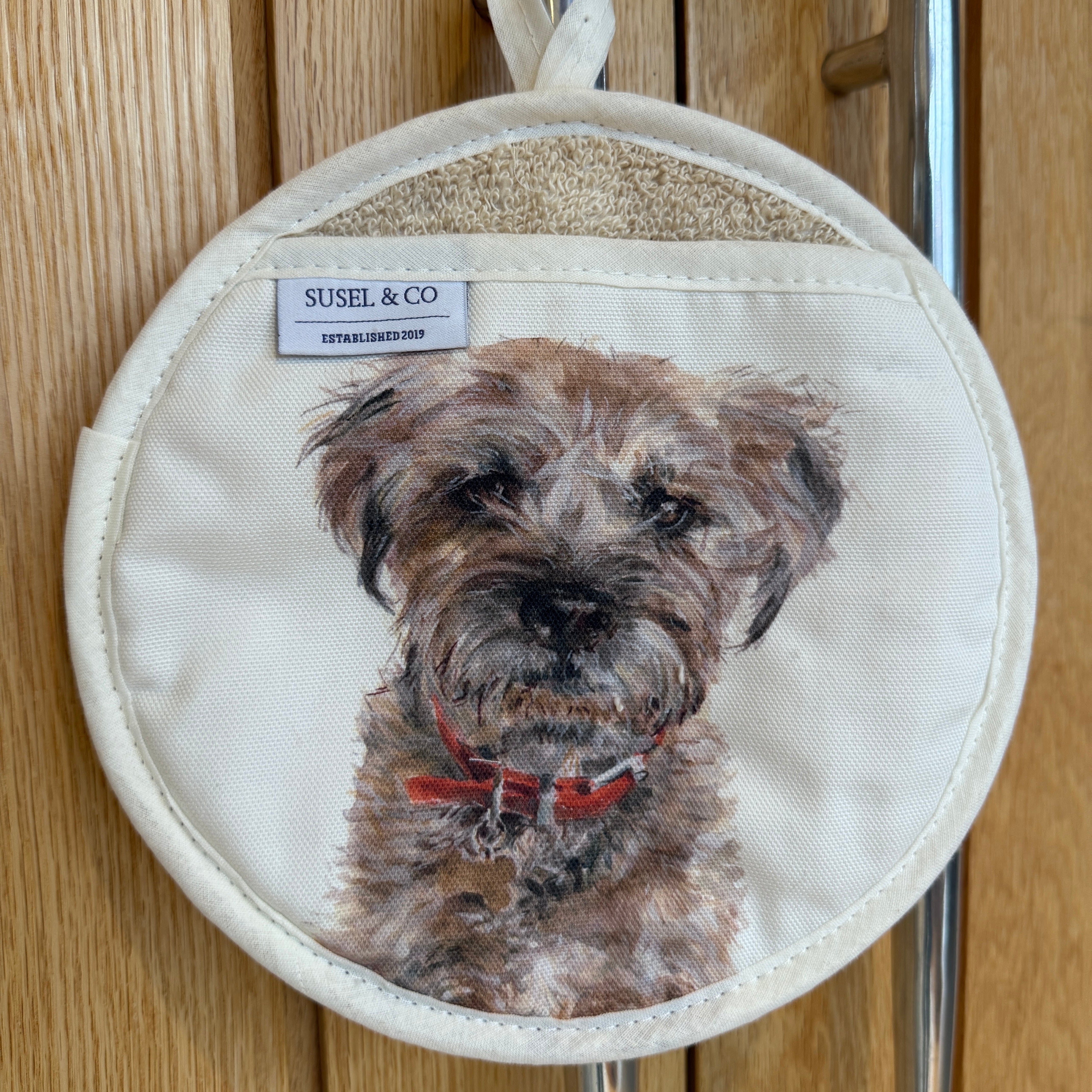 Border Terrier - Pot Grab