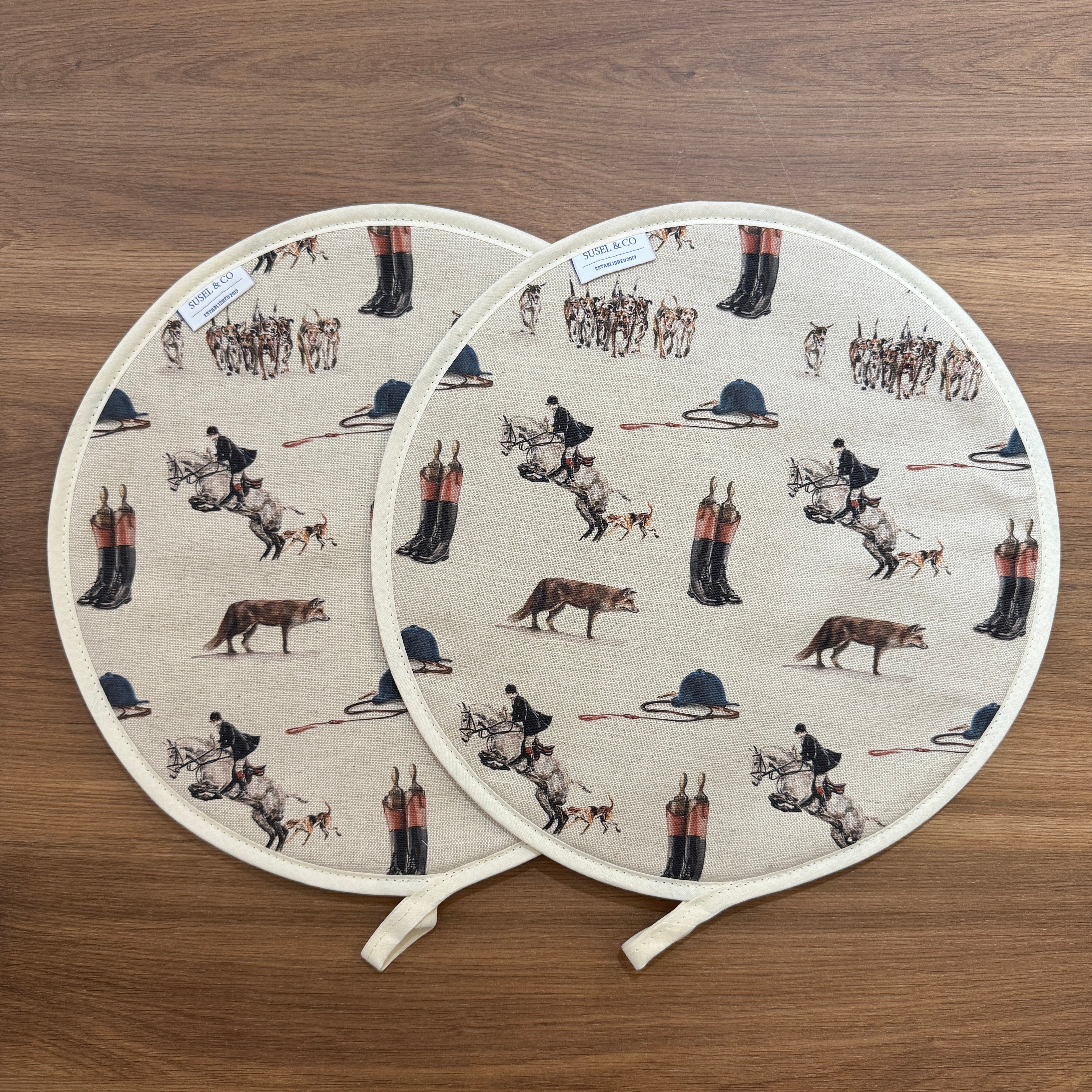 The Hunt - Linen Hob Covers | Chef's Pads (Pair)