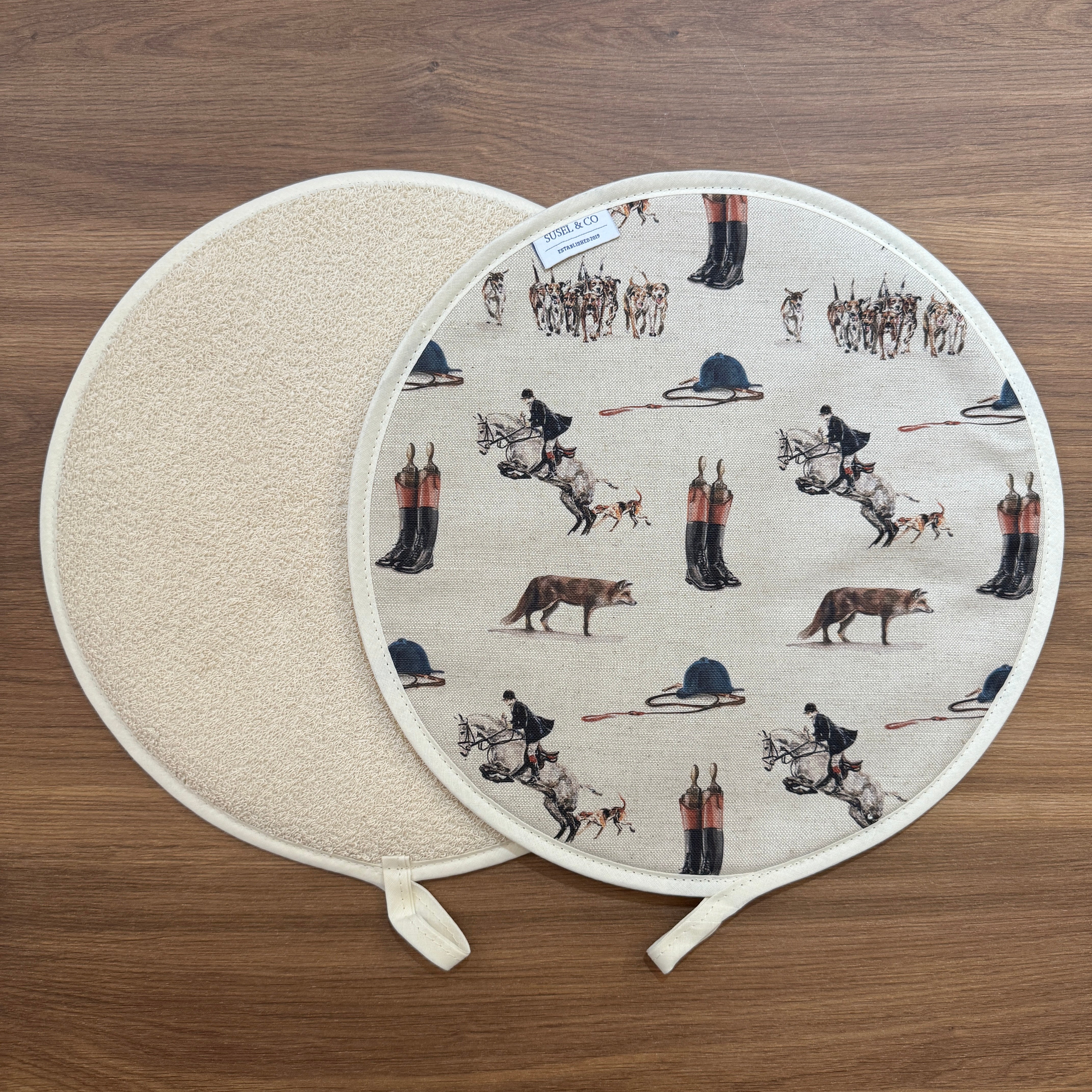 The Hunt - Linen Hob Covers | Chef's Pads (Pair)