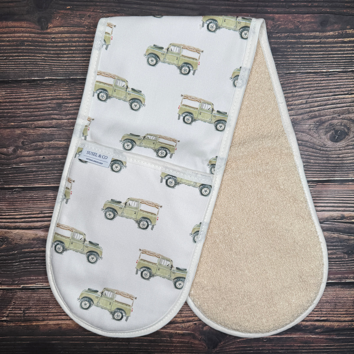 Defender Double Oven Gloves | Insulated Cotton Kitchen Mitts